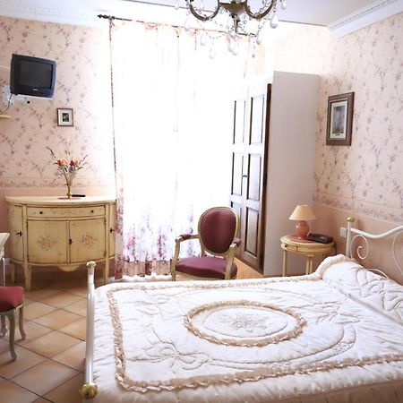 Le Baldaquin Bed & Breakfast Moustiers-Sainte-Marie Luaran gambar